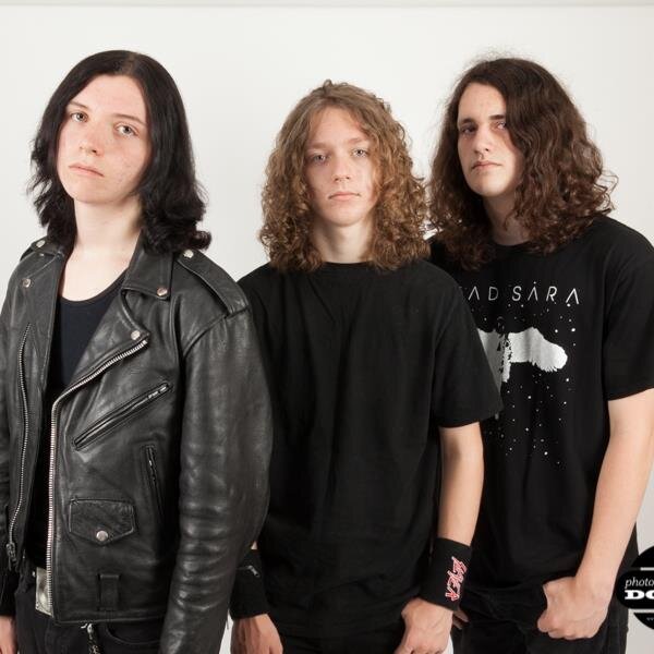 We are an all original  hard hitting rock/metal trio.
http://t.co/YrBhpbKPs6