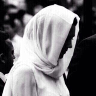 AishaMhzari's profile picture. Interior Designer .