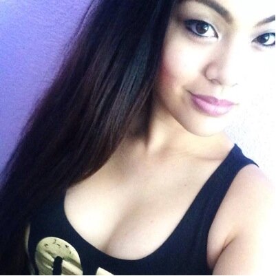 A lil mixed filipino money making ma w/a cute face & pretty long hair that can gigg. fuck yo feelins & fuck love. -- #NinaGiggs #RIPLaurenKing @bonitaliiina