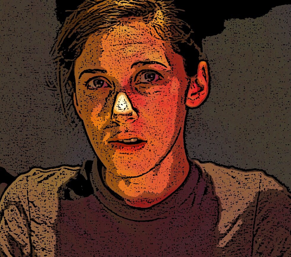 #VeronicaMars meets an #EdgarWright film! Starring @ema_line, @StefanKumor & @joelstigliano. Written/Directed by @WalknCandyApple #comedy #webseries