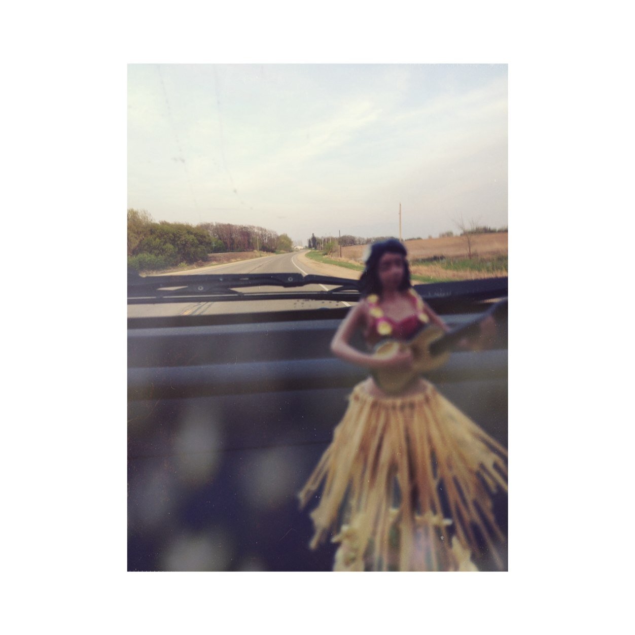 tinaaangell's profile picture. ::Among my frivolous thoughts, I believe there are beautiful things seen by the astronauts::