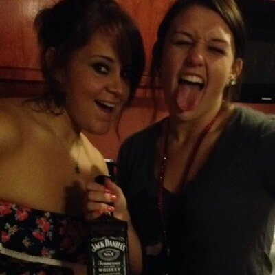 courtzam's profile picture. 