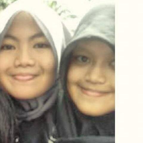 simed13's profile picture. 