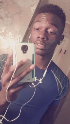 Jade is bae ..
It's almost that time . #GloSeason
I still ball ..
#D1WideReceiver
#Freshman #NHS #NTO
Know how i'm rocking .