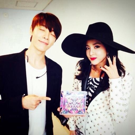 2ne1 maknae Sandara Park || Gotta Be U