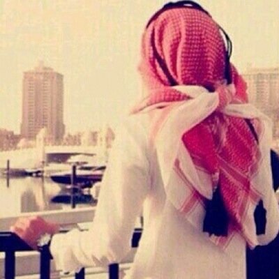لبييه يلي تسگن عروق مغليك ولبى عيونك والحلا في عيونك، يفز قلبي .. گل مآحل .. طآريك مدري عذآب العشق ولآ جنون