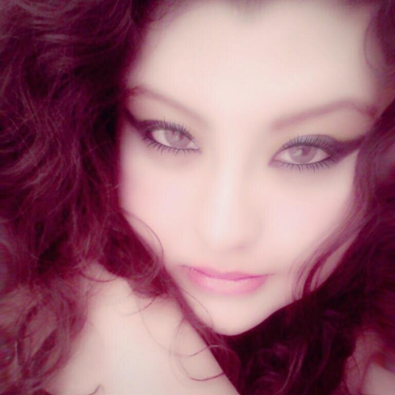 maybel_17's profile picture. 