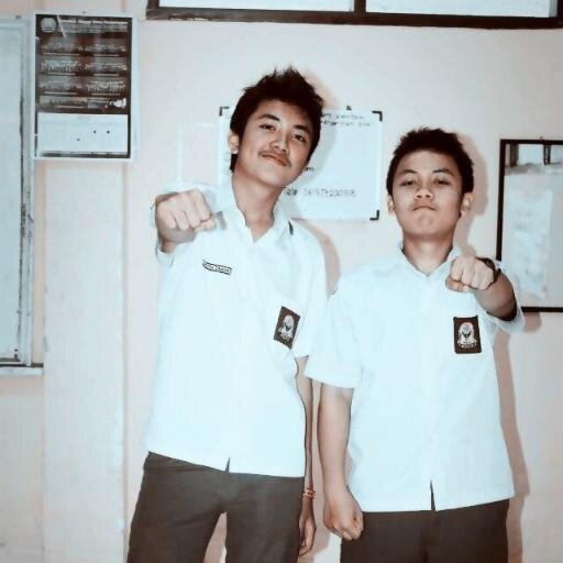 2ndRasya's profile picture. - hiduplah secukupnya, jangan berlebihan - harus jujur, harus sabar, harus berusaha - percaya cinta, percaya keajaiban, percaya do'a - success is journey