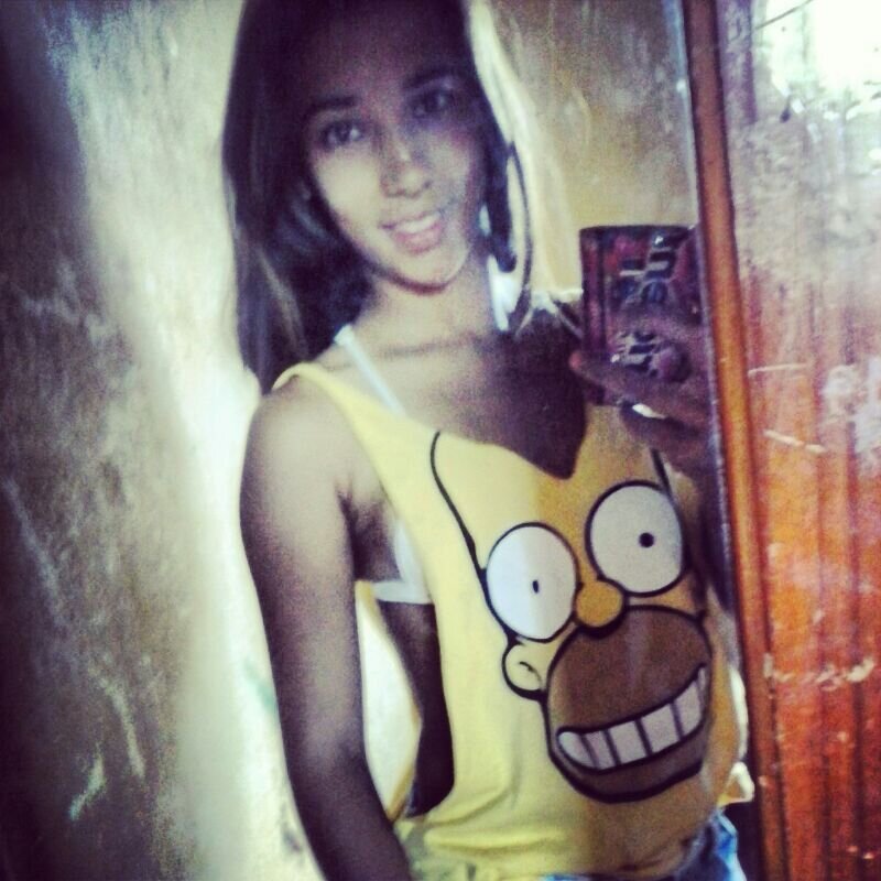 Aquelα que vc fαlα mαl, pαgα-pαu e fαz iguαl '
Nαo importα o quє єu diigα,
Vocє irα vαlorizαr pєlo quє vê,
julgαr pєlo quє ouviu
e opinαr pєlo quє conhєcєu