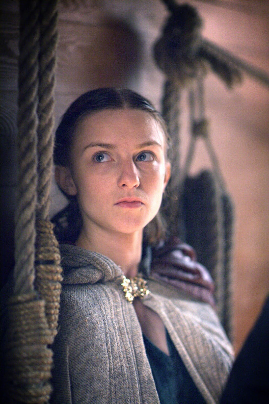 I am a Handmaiden. Bastard daughter of a noble Lord, I have a sister but I live in service.*Medieval RP*