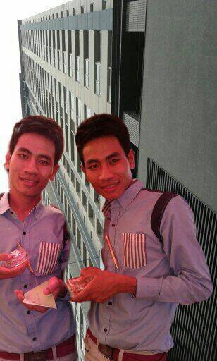 0f9106eac1204f2's profile picture. 