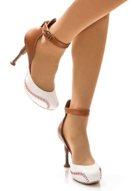 HellOnHeels9's profile picture. Southern Belle | Nanny by day, Men by night | Smart Mouth | Cleat Chaser | Music Lover