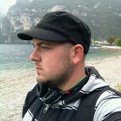 szabolazlo's profile picture. 