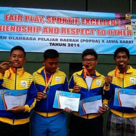 IrfanFZ53's profile picture. Tennis Player