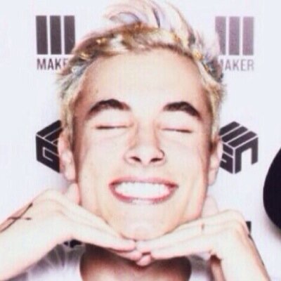 Kianfollowsy0u's profile picture. 