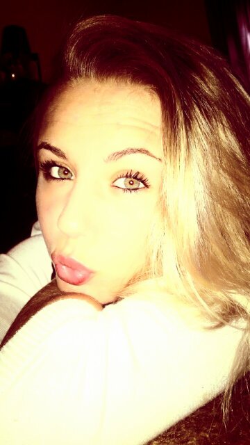 burns_b4's profile picture. God works all things for the good for those who love Him †∞♡_