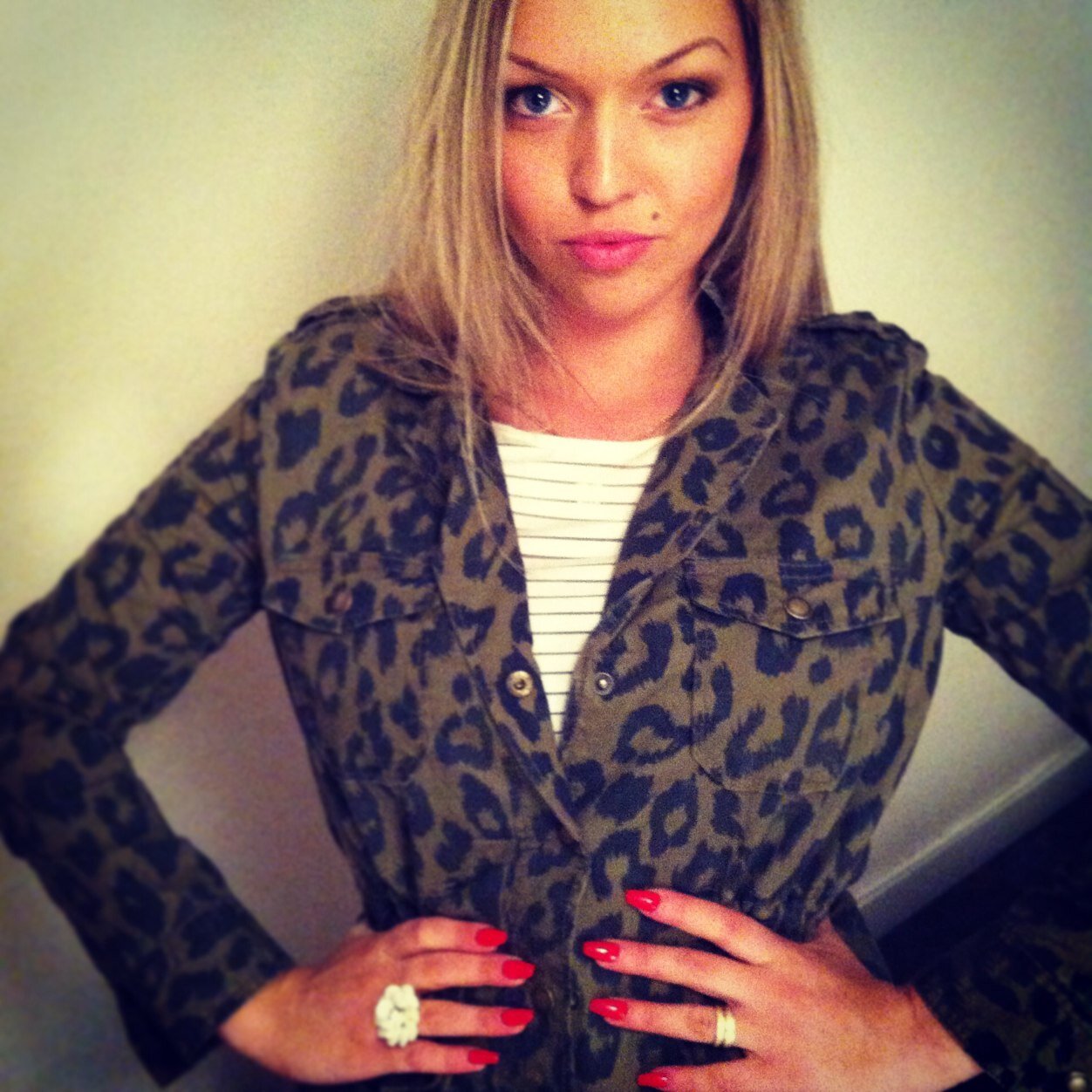 zarinamadara's profile picture. 