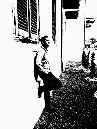 it's all about making every people arround me to be happy