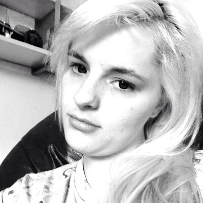 staceyjj95's profile picture. 