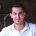 Comunicador audiovisual y periodista. Música, fútbol, cine y videojuegos. Co-creador de @CazaFrames. Realizador, cantautor y storyteller. Vivir=crear y conocer.
