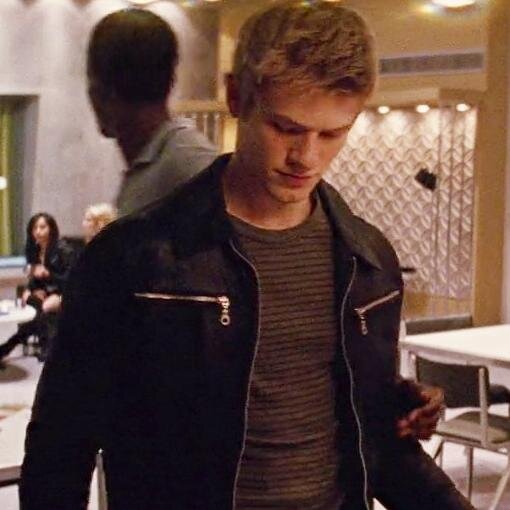 AlexSummers__'s profile picture. My name is Alexander Summers *Alex* and I love @DarwinXMen_ so much. My twin brother @Alex__Summers #Havok