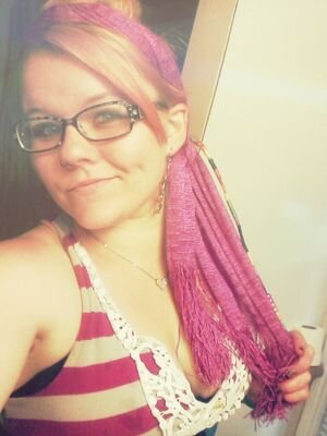 BonnieButtons87's profile picture. Live life to the fullest, make it count the first time around because there are no re-dos. Dont try to change the world BE THE CHANGE IN THE WORLD!