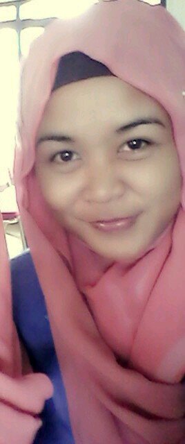nama:mira, saat ini umur 21th.