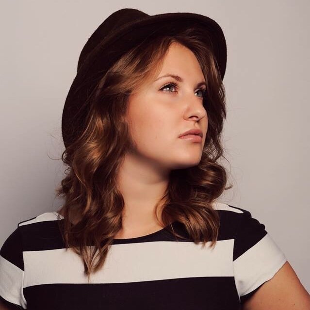 * SOMETHING NEW out NOW: https://t.co/YTbH34AK2h *
Singer-songwriter, session musician, vocalist for @LCVchoir
