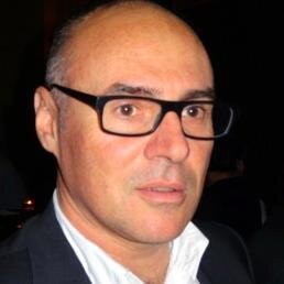 Founder and MD of IT SOFTWARE, ISV specialized in product dev for trading and real-time risk management on financial markets. Fond of: golf, tennis, ski