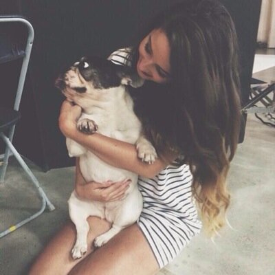 I make Youtube videos and I fancy cupcakes. |FL|RP|
