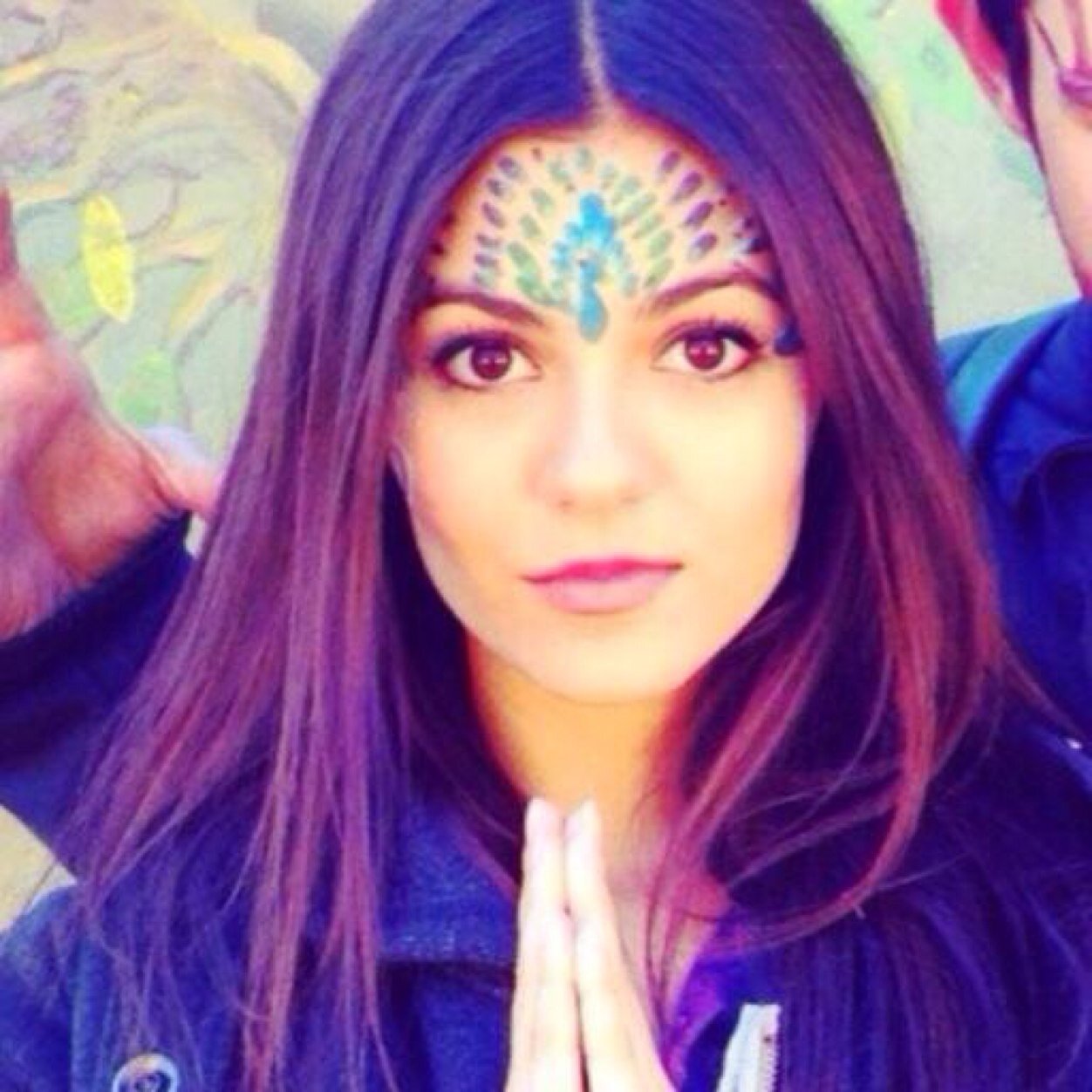 I love you Vic @VictoriaJustice
I'm @kkcerenk. ❤️❤️