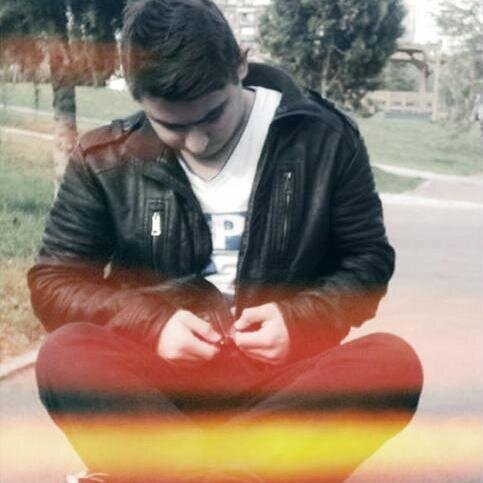 Hayallerım var pesınden gıtmek ıstıyorum ama ıste sonra saaprız ya.   /17/  #Beşiktaşş  //Takip edeni takip ederim//  #ByCiko #YaşamakGüzell //KOÇ//