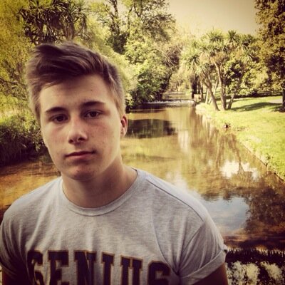 SamStricklandd's profile picture. Sam 
Six form and shitt