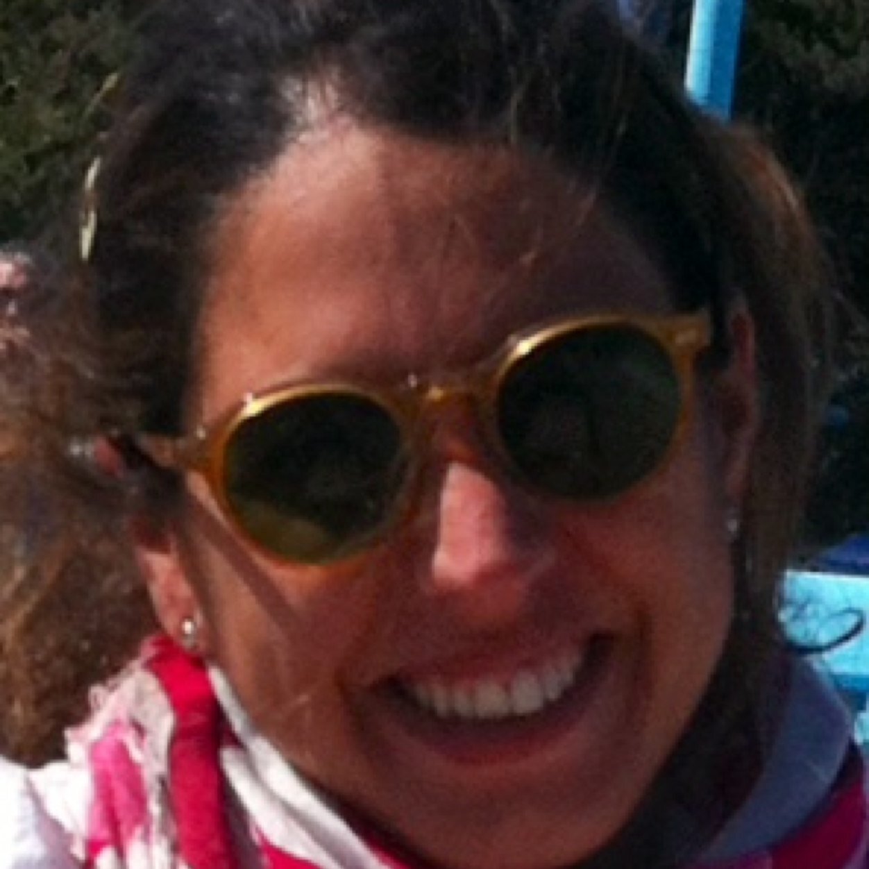 Madre, emprendedora, amiga de mis amigos y experta en gestión de proyectos. CEO en https://t.co/sewoLl1Y5o @netandcloud