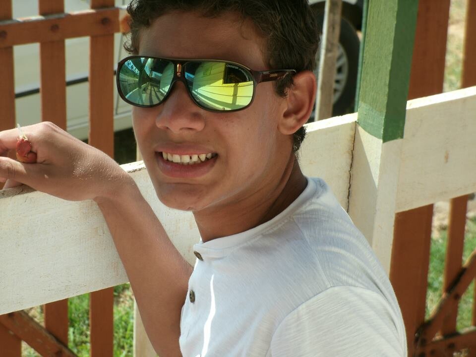 amo praia gosto de futebol amo estuda amo comer