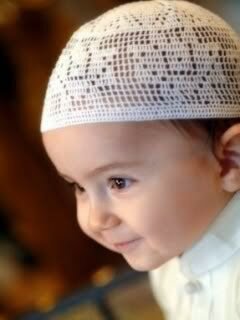 Seedha shareef Bachcha ... new to Twitter so doing FOLLOWship here n expecting same in returns..:p....Less Tweets More Ibaadat..Ramdhan Mubarak :)