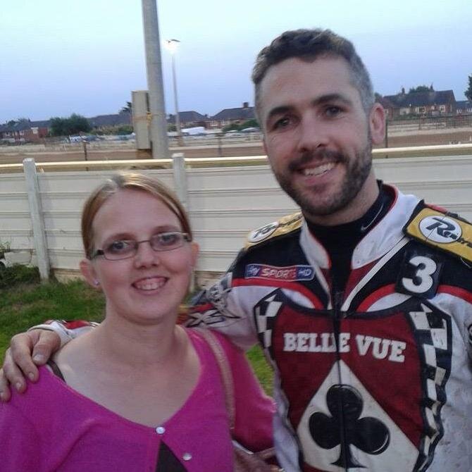 I'm Joanne I'm 26 and a mommy to my gorgeous baby girl Ella Jade. I support the belle vue aces and manchester city. Xx