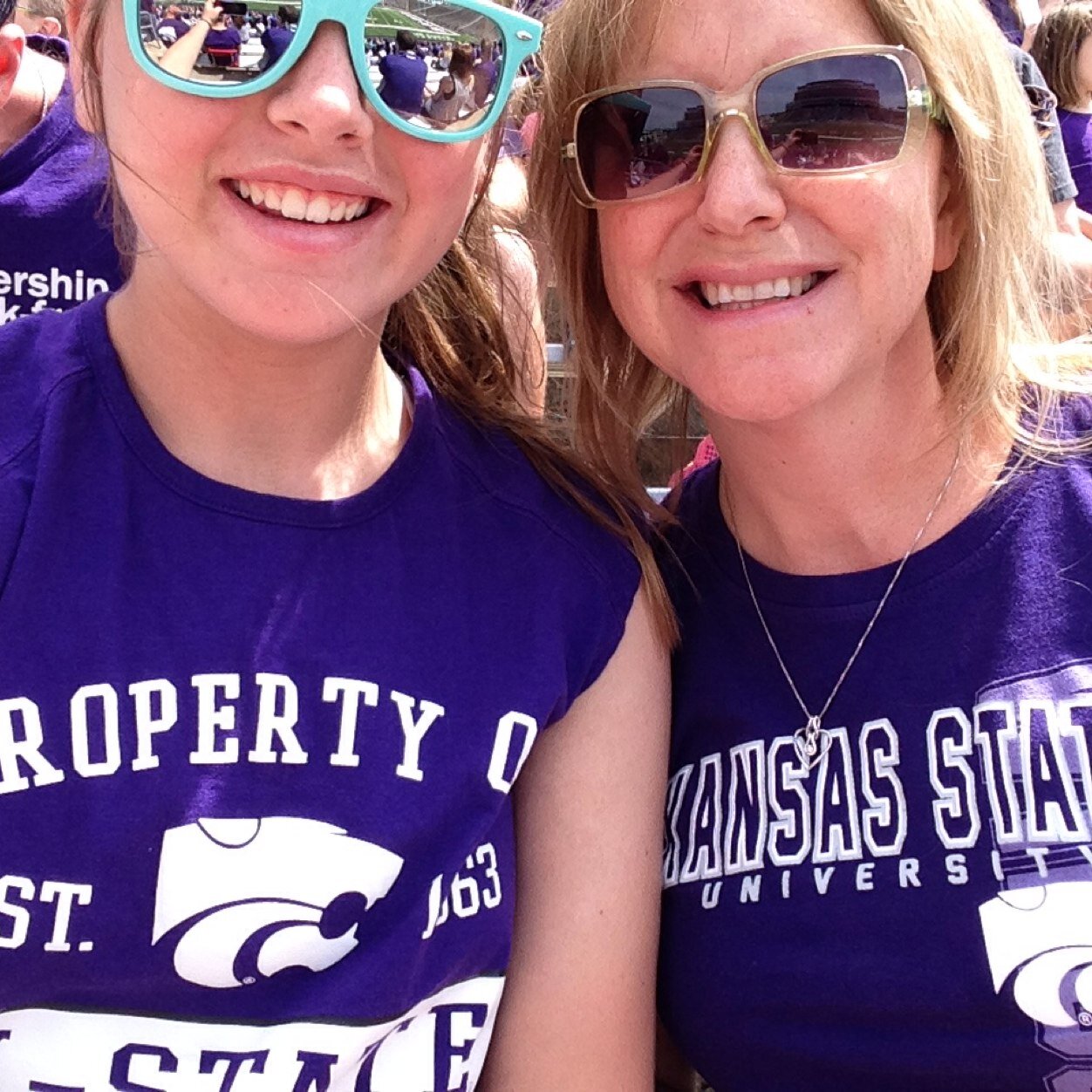 Mom. Wife. Teacher. Journalism adviser. Love God, running, photography and sports. I'm blessed.