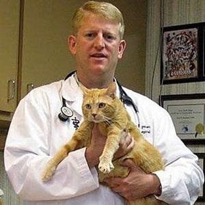The Reunion Vet Hospital offers a full suite of veterinary services including exams, vaccinations, laboratory services, diagnostic imaging, dentistry & surgery.