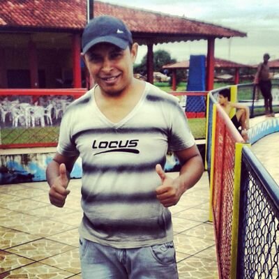 Meu nome e Erik Guerreiro, sou Auxiliar Adim, solteiro, levita da casa de Deus, me considero um Adorador Extravagante amo a Deus minha Familia