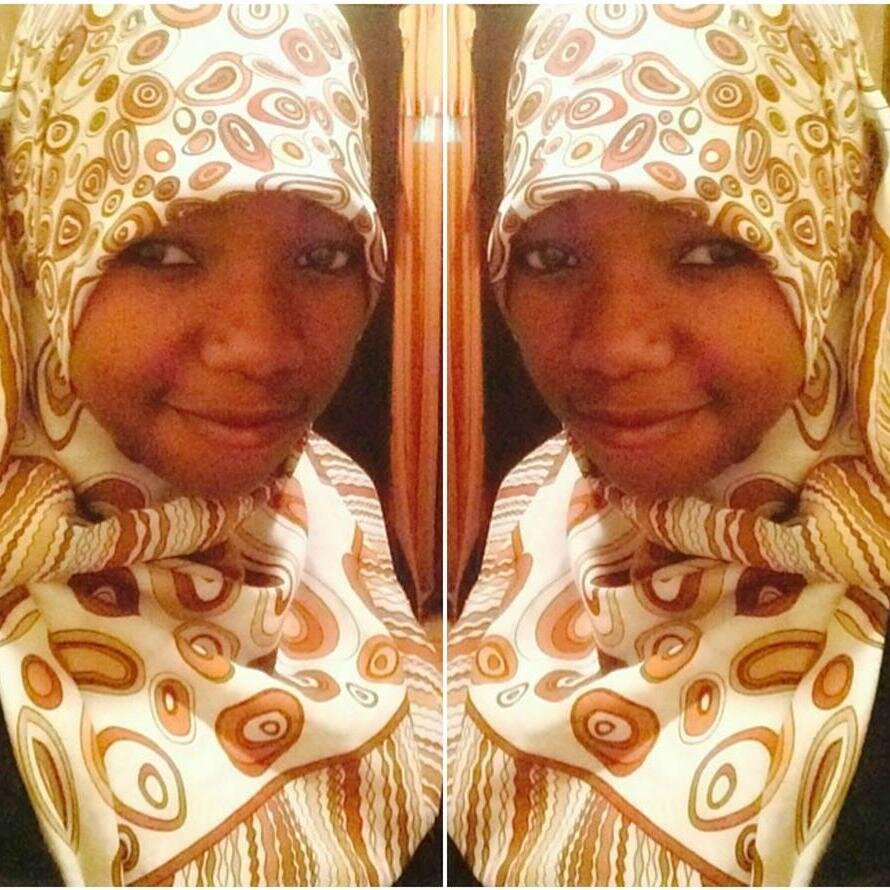 Leah_boo1's profile picture. IFOLLOWBACK.Unfollow me, I'll Unfollow you. Simples. Islam is perfect ♥ Muslims are not. Dont chase anything except your dreams.
http://t.co/L62HEJJ1