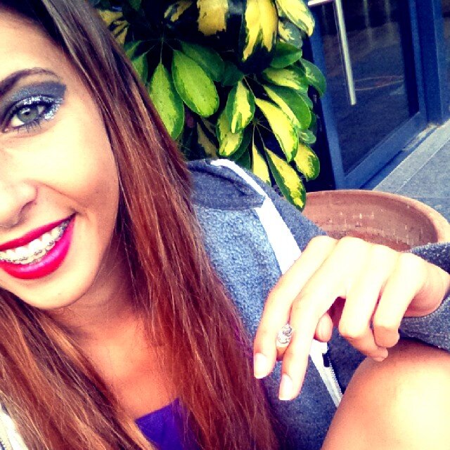 Soit tes mon number 1, soit tes le number rien.