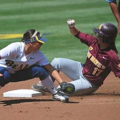 sofballchick18's profile picture. ⚾️Living the softball dream. Taking one step at a time.⚾️❤️TAKEN❤️