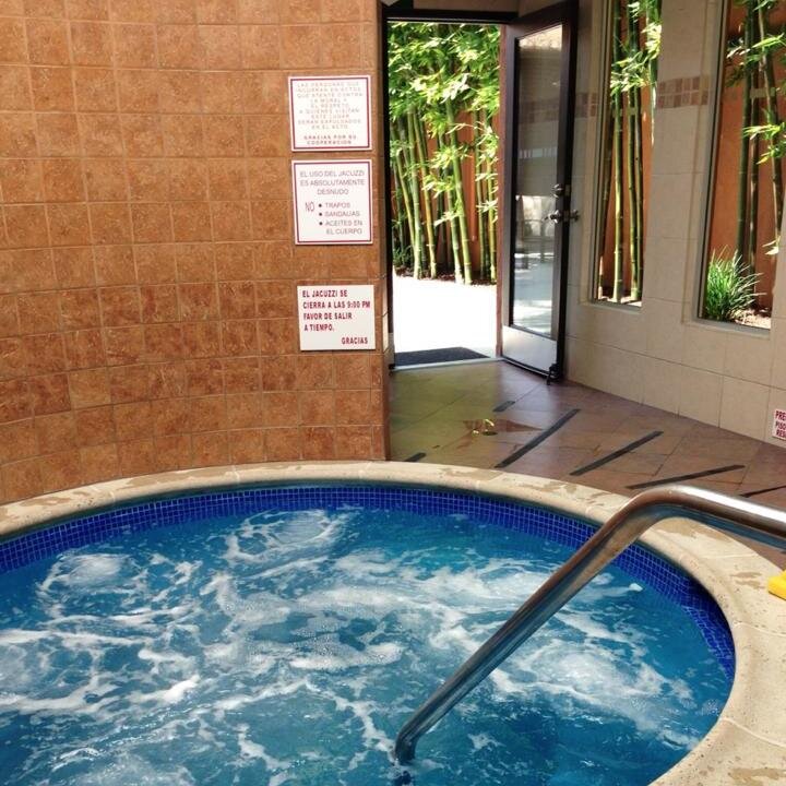 latoallatj's profile picture. 