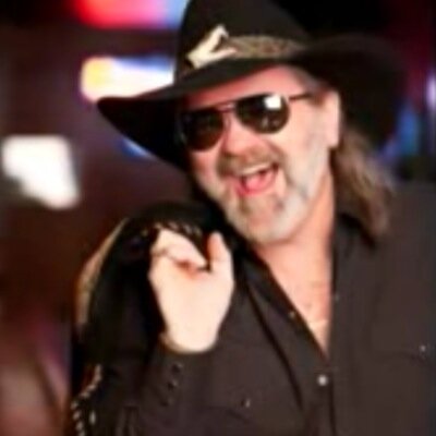 -Co-writer w/ @HankJr #ThePartysOn -Narrator/Theme Song Writer/Performer, HISTORY's #MississippiMen -Author, #TowboatJoe - Contributor, @NashMusicGuide Capt.
