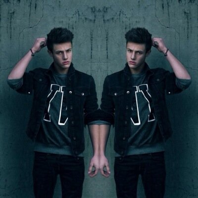 Follow @aasspinosa and help her reach her goal! ask her for a follow and she will follow back! She will not follow back unless you ask her!