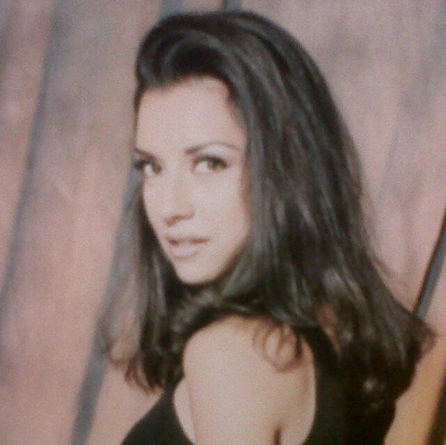 ariadnataboada's profile picture. Obsesionada de los deportes. Amo el Tenis 🎾, a Cruz Azul ⚽️ y a los Broncos de Denver 🏈.