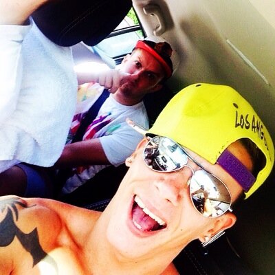 pac_kyk's profile picture. Love life.. Live life... Regret nothing....