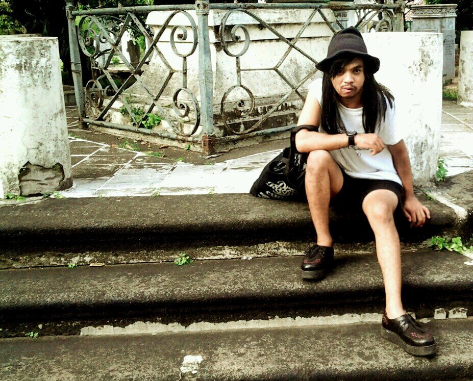 solo singger and mc  player