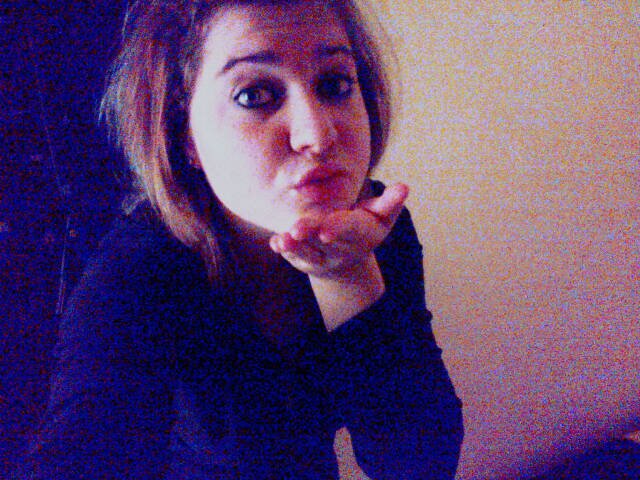 FAppleous's profile picture. I Love music!!! I'm a child of god I'm a shy person at first lol :) and that's it :D #johnnyapplefan ;) and a  #belieber